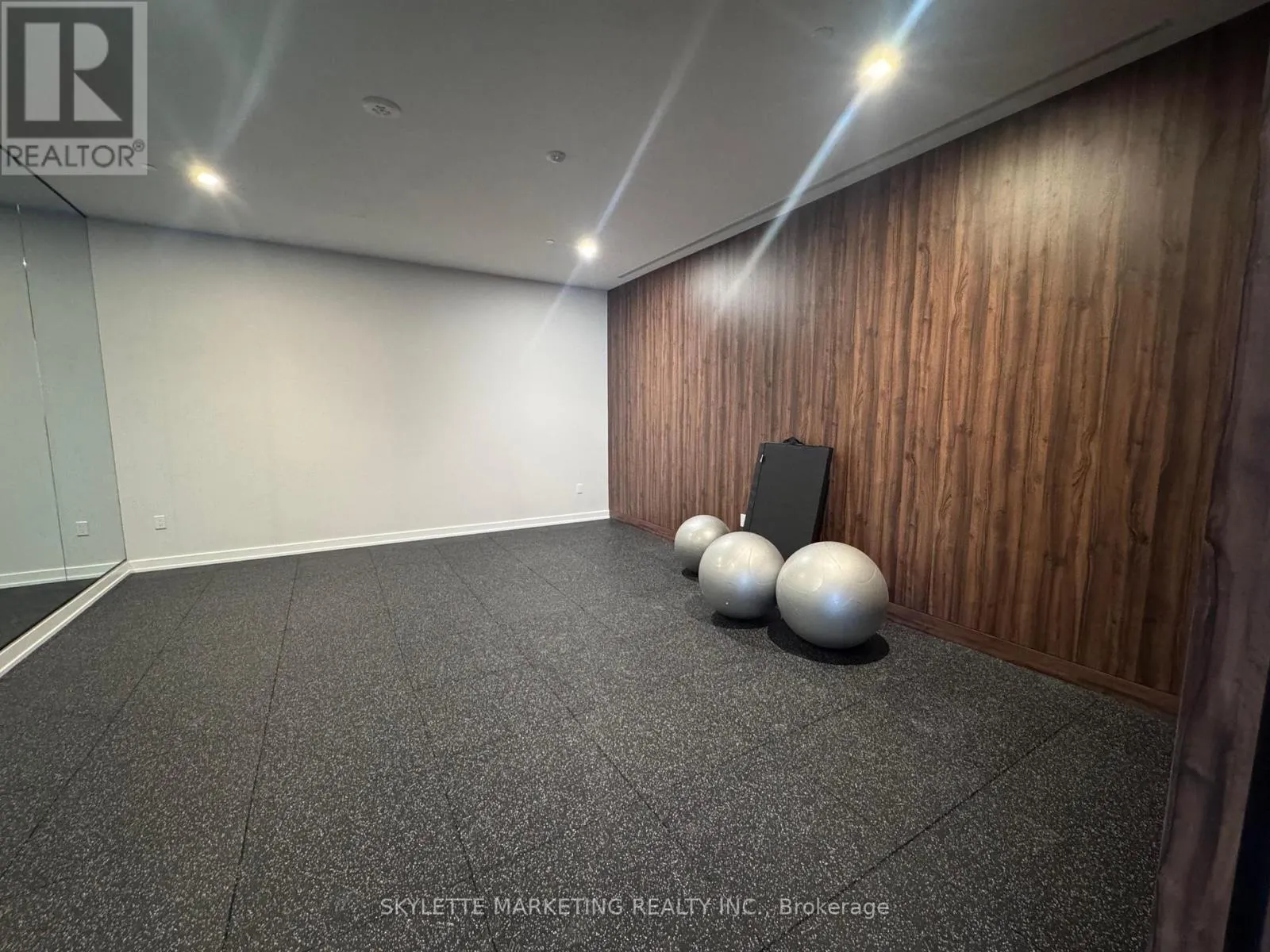 118 - 1 KYLE LOWRY ROAD