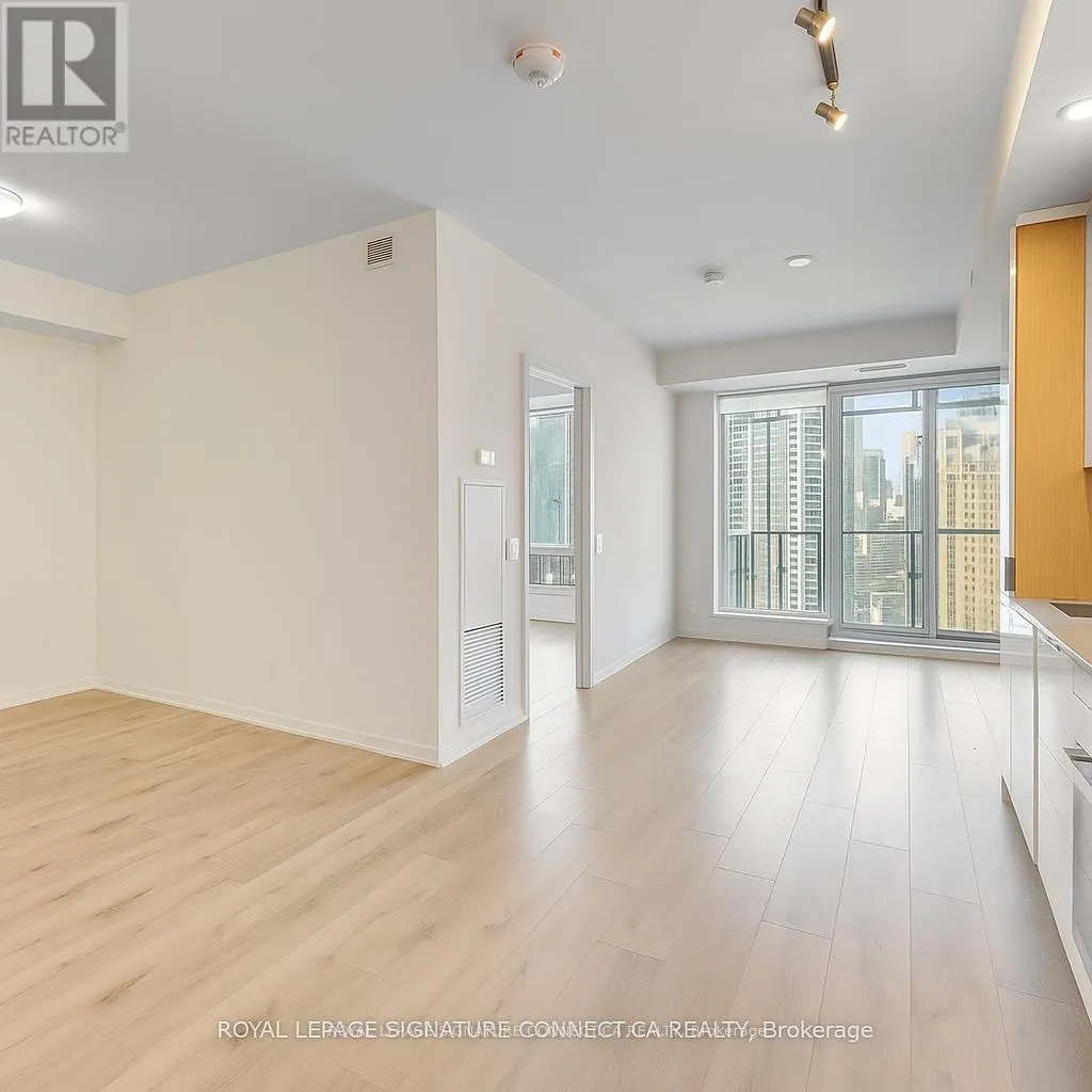 2006 - 28 FREELAND STREET