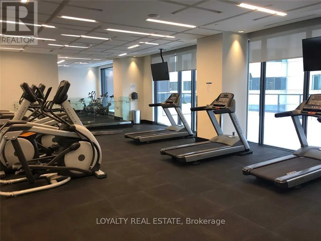 1006 - 87 PETER STREET