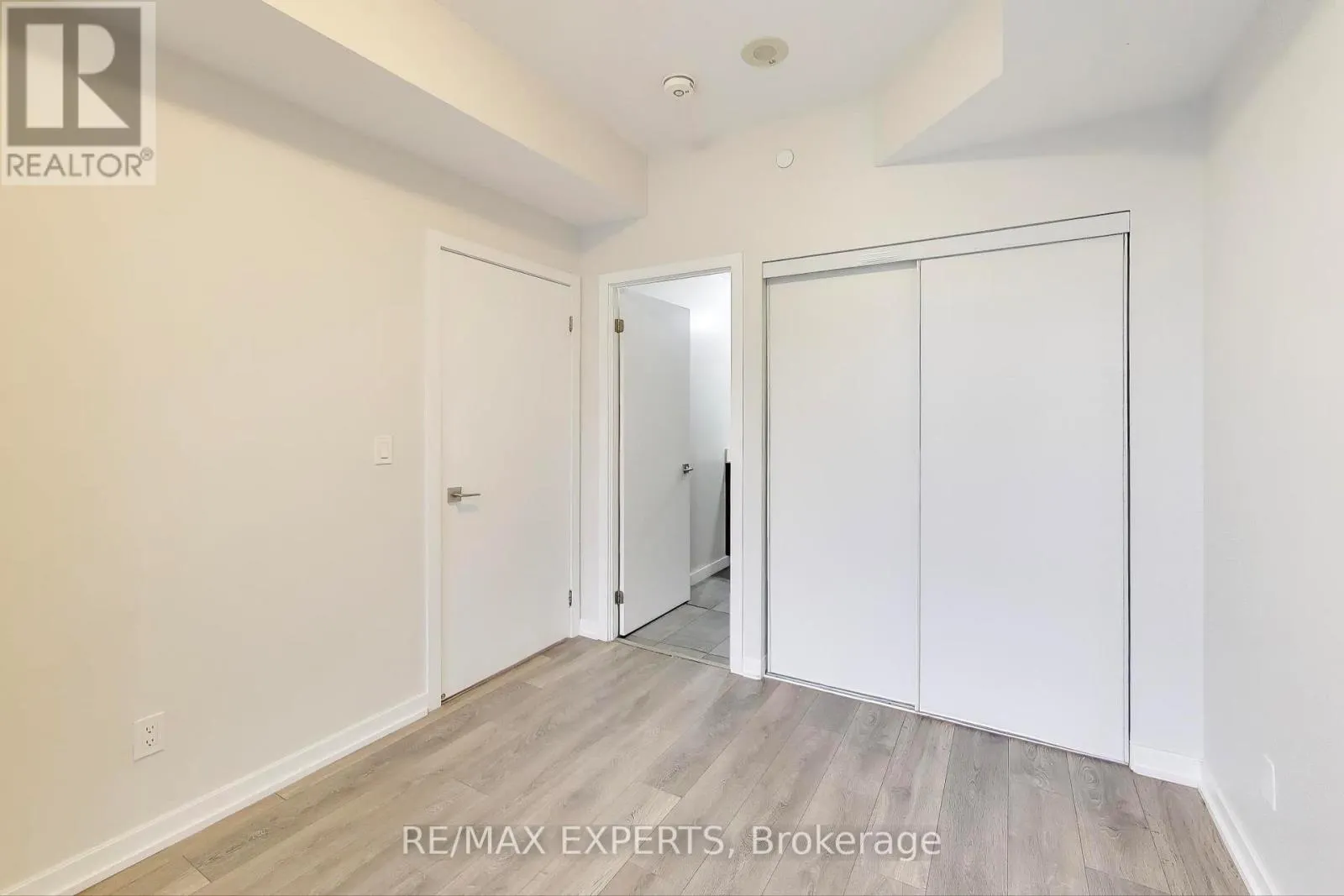 1111 - 56 FOREST MANOR ROAD