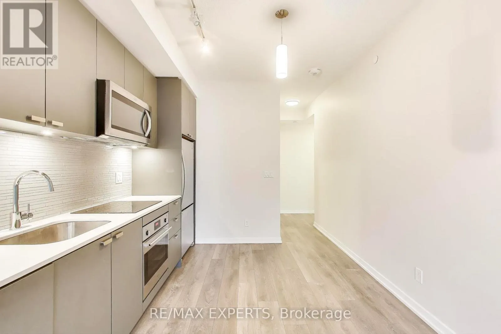 1111 - 56 FOREST MANOR ROAD