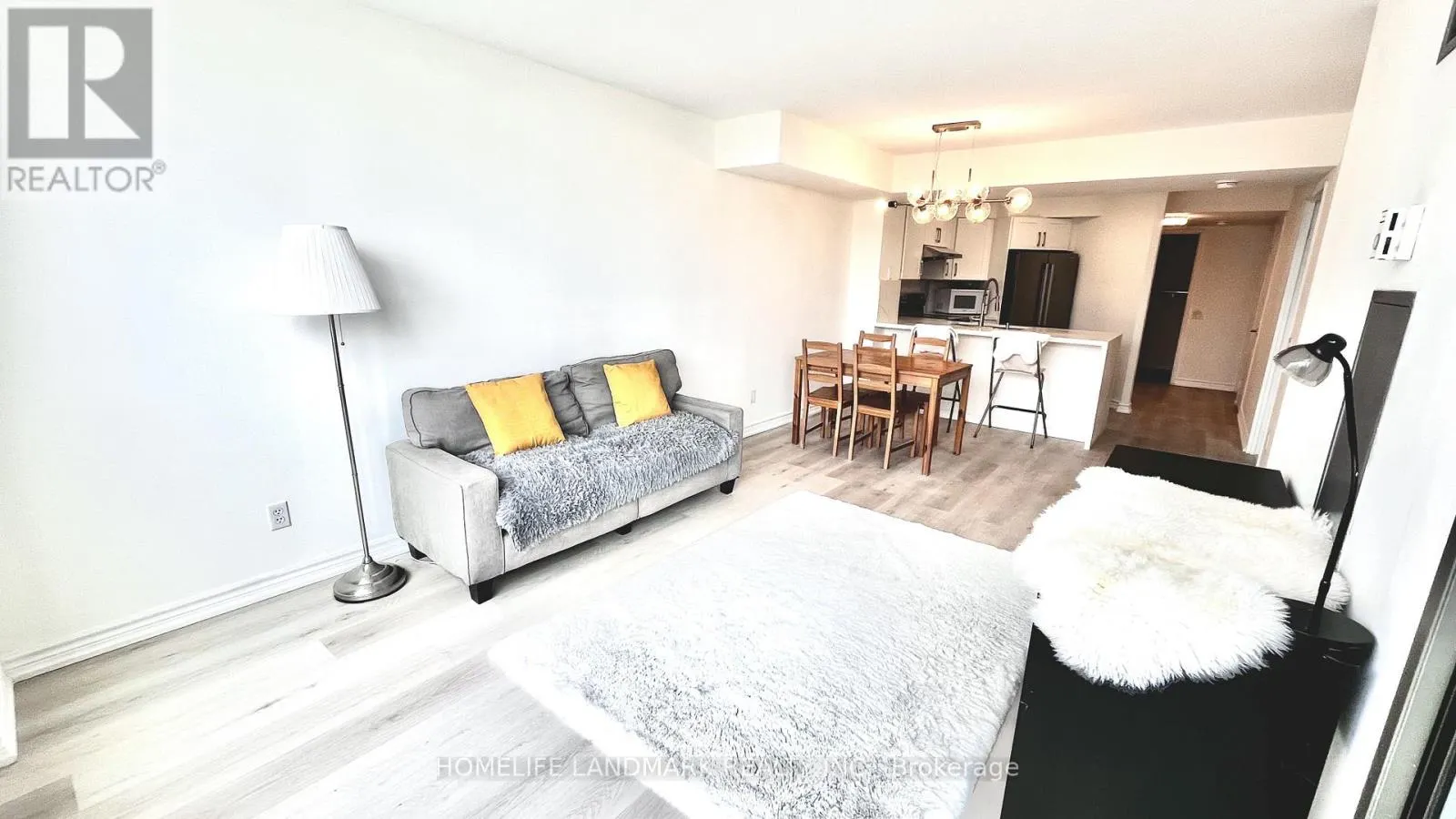 2205 - 750 BAY STREET