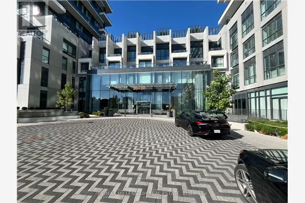 306 - 30 INN ON THE PARK DRIVE