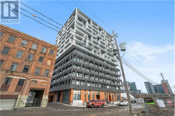 207 - 9 TECUMSETH STREET