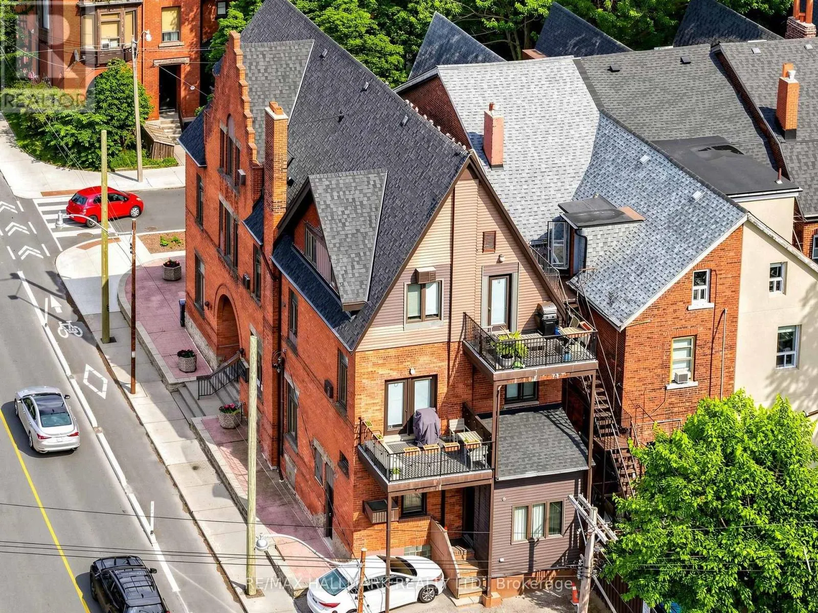 458 MARKHAM STREET