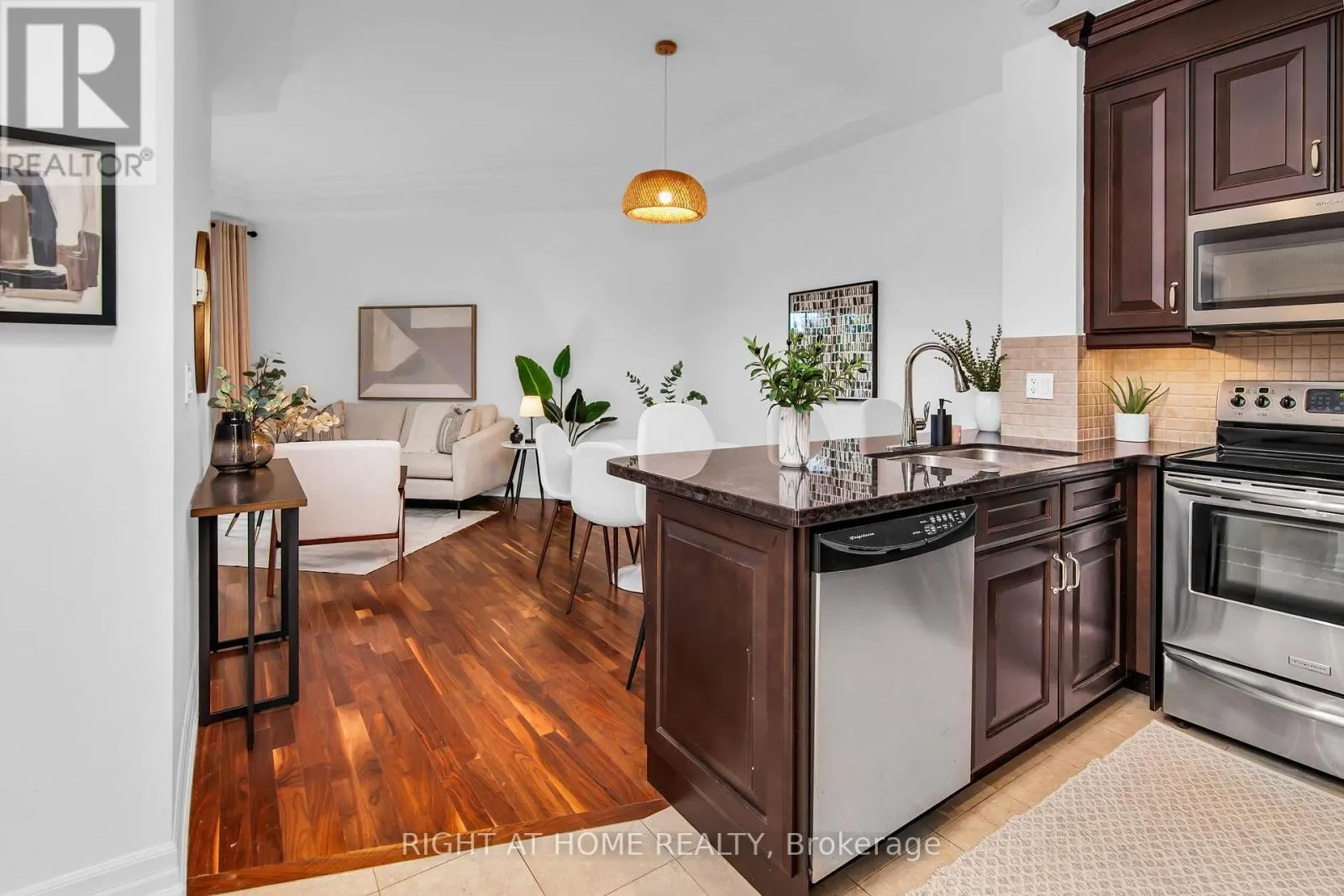 306 - 20 BURKEBROOK PLACE