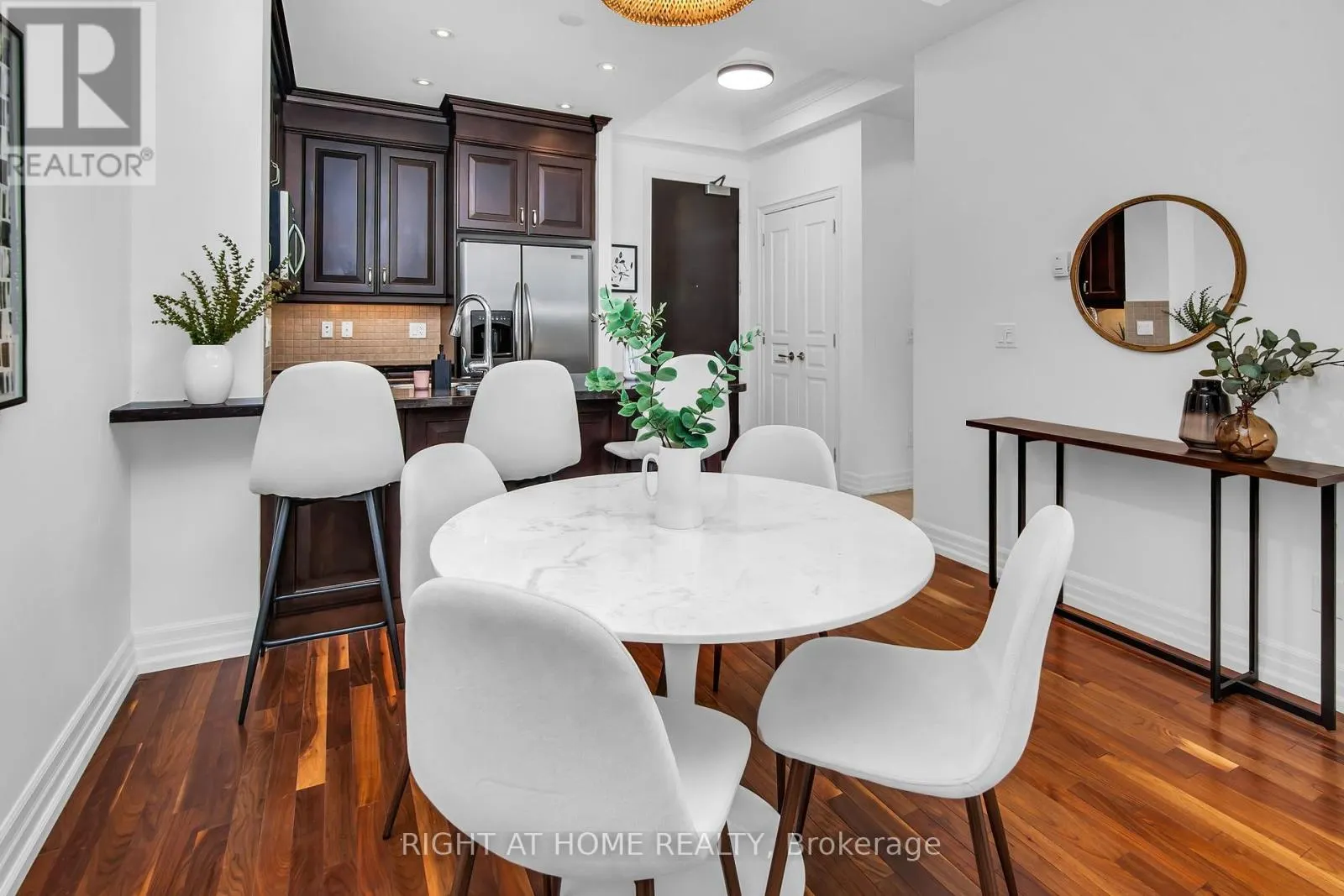306 - 20 BURKEBROOK PLACE