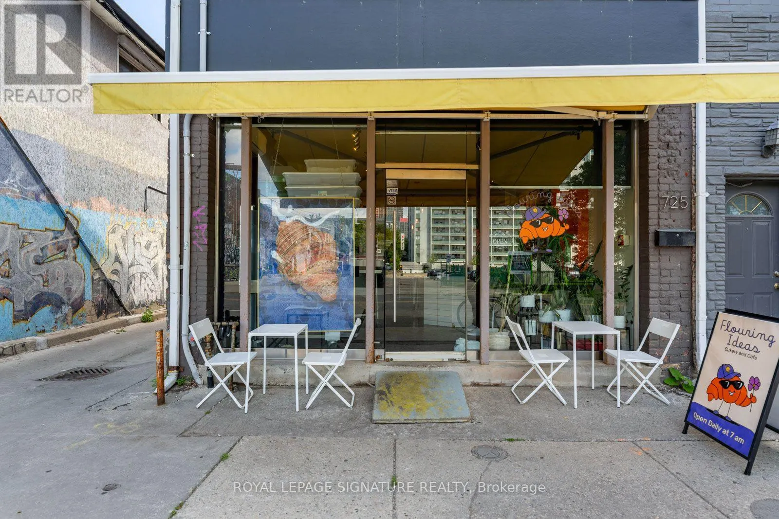725 DOVERCOURT ROAD