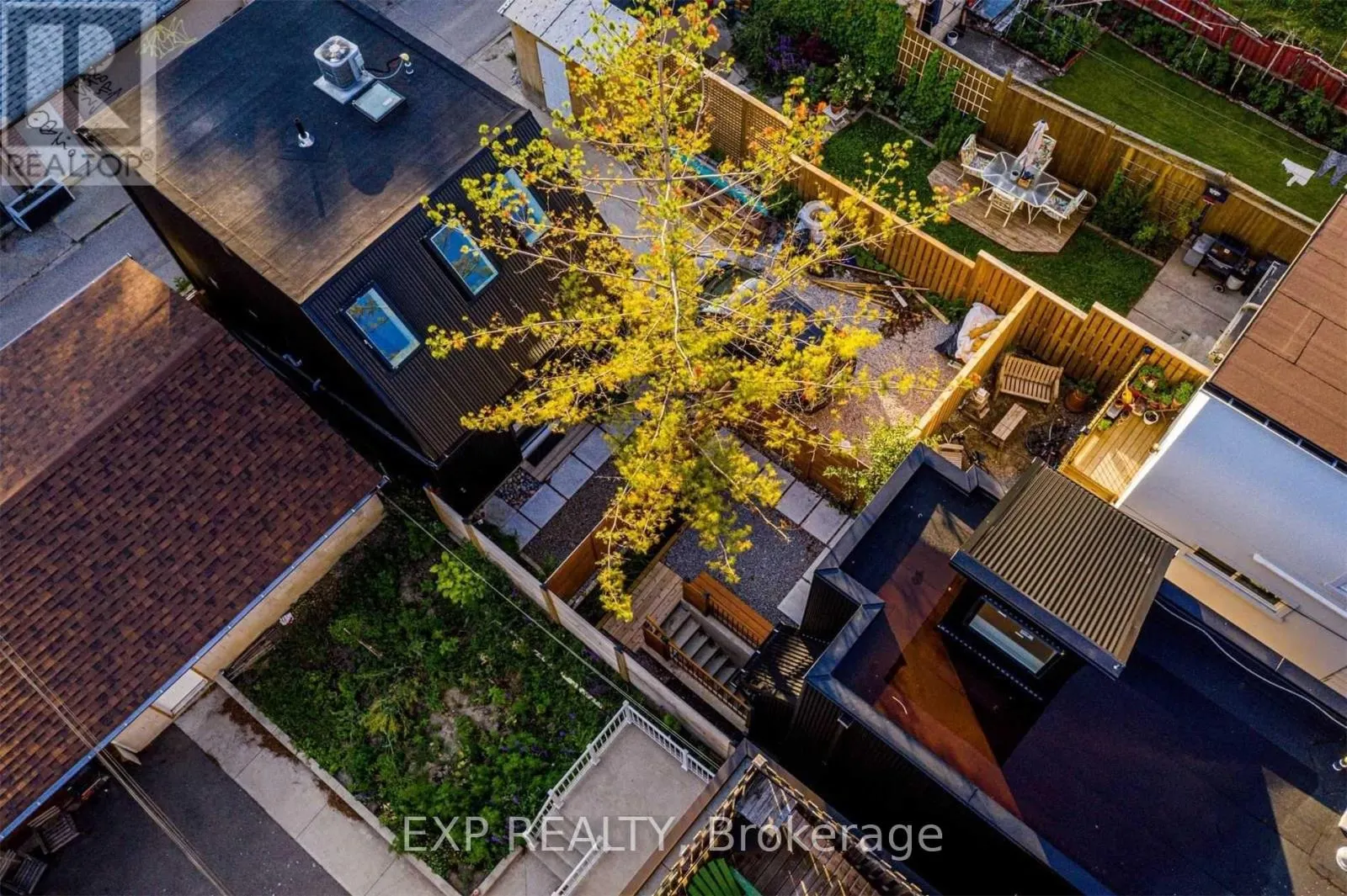 452 MONTROSE AVENUE