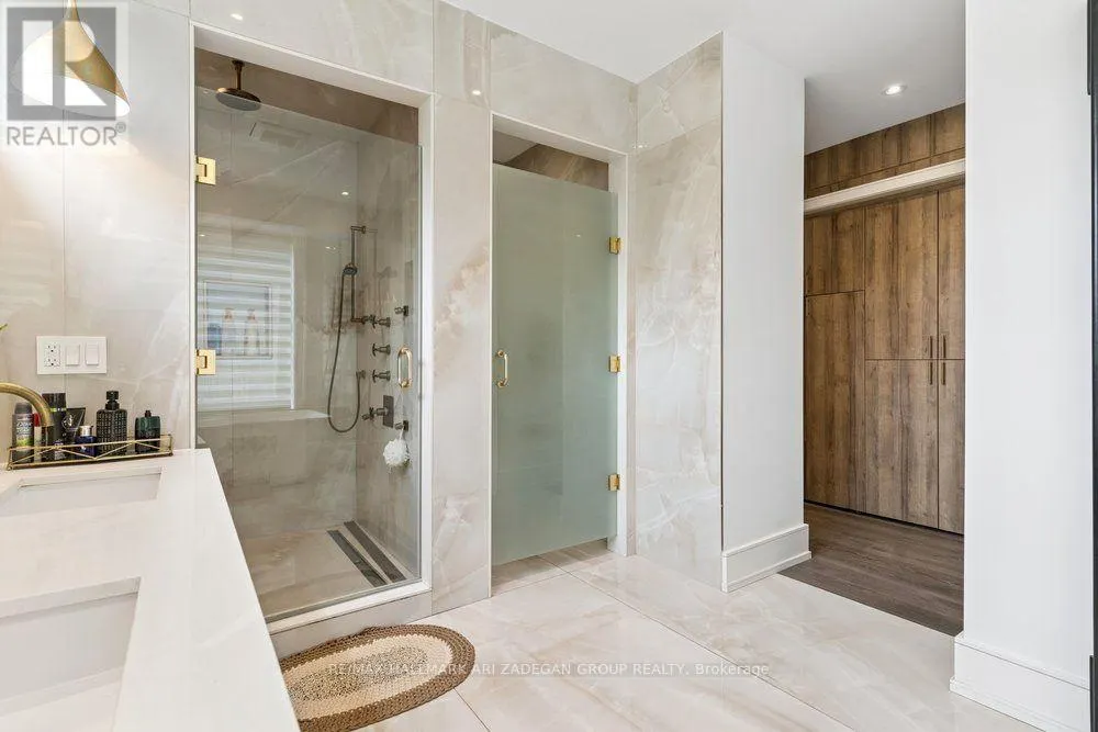 . - 150 SANDRINGHAM DRIVE