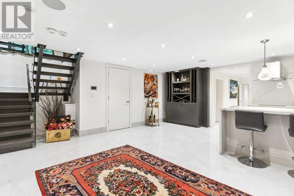 . - 150 SANDRINGHAM DRIVE