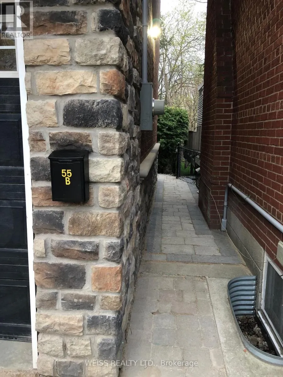 B - 55 ADDINGTON AVENUE