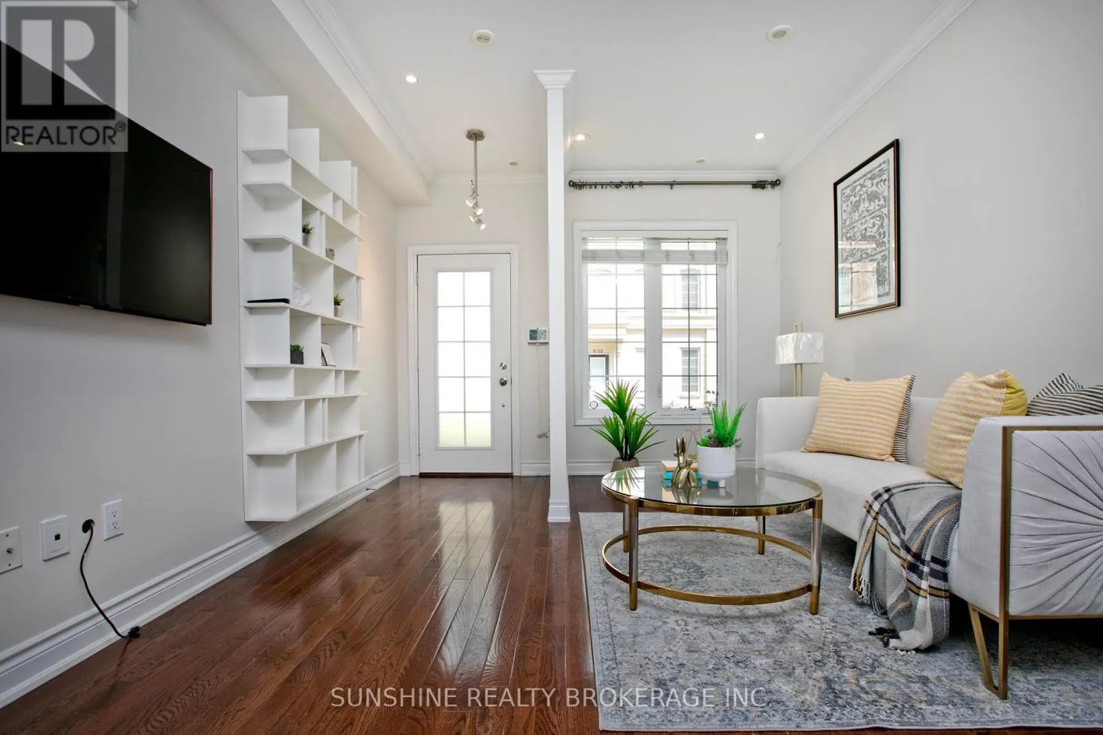 12 - 20 HARGRAVE LANE