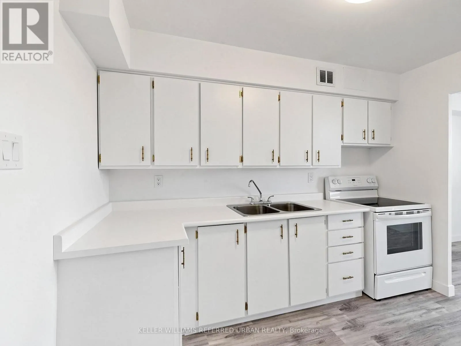 1406 - 1350 YORK MILLS ROAD