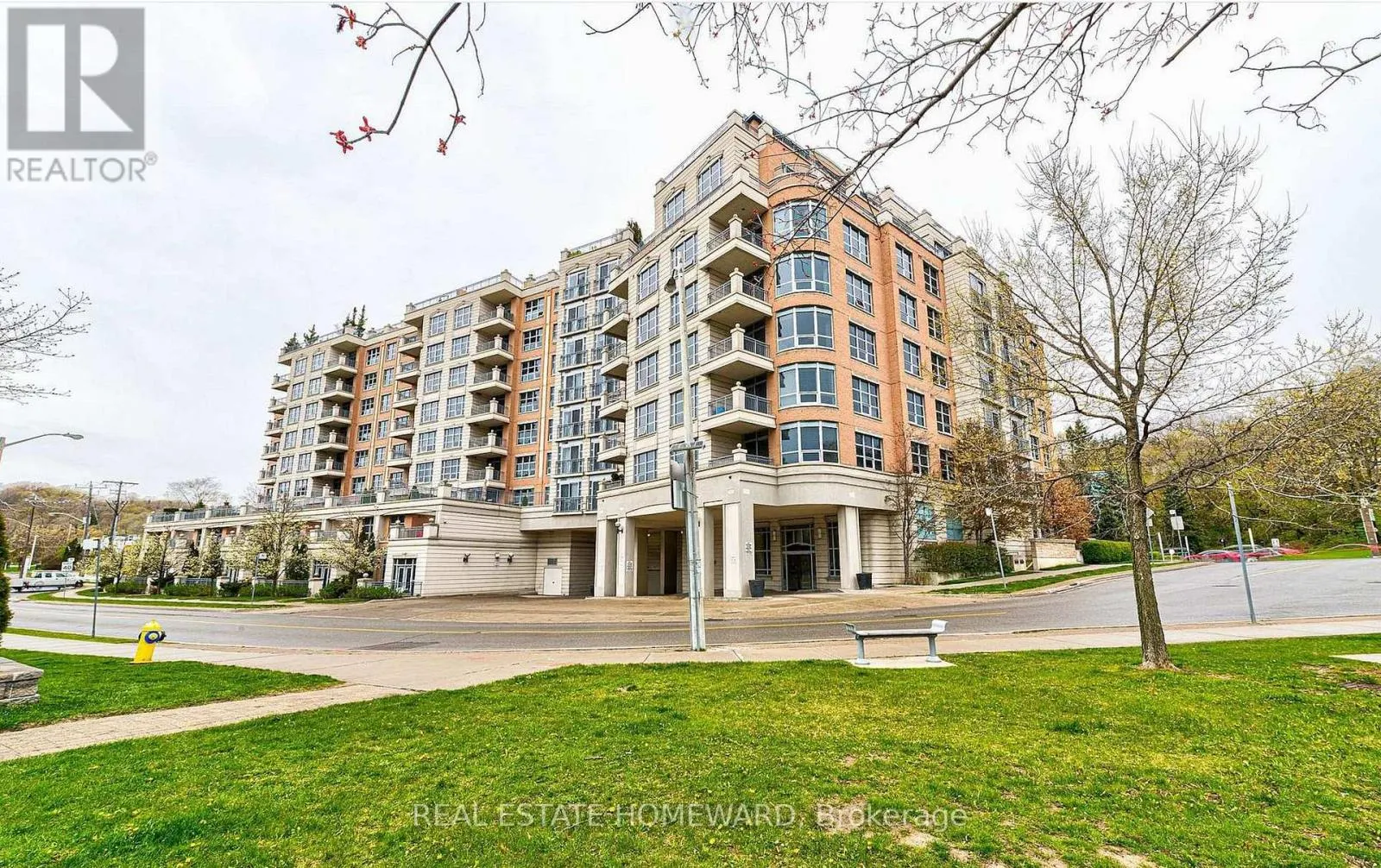 206 - 10 OLD YORK MILLS ROAD
