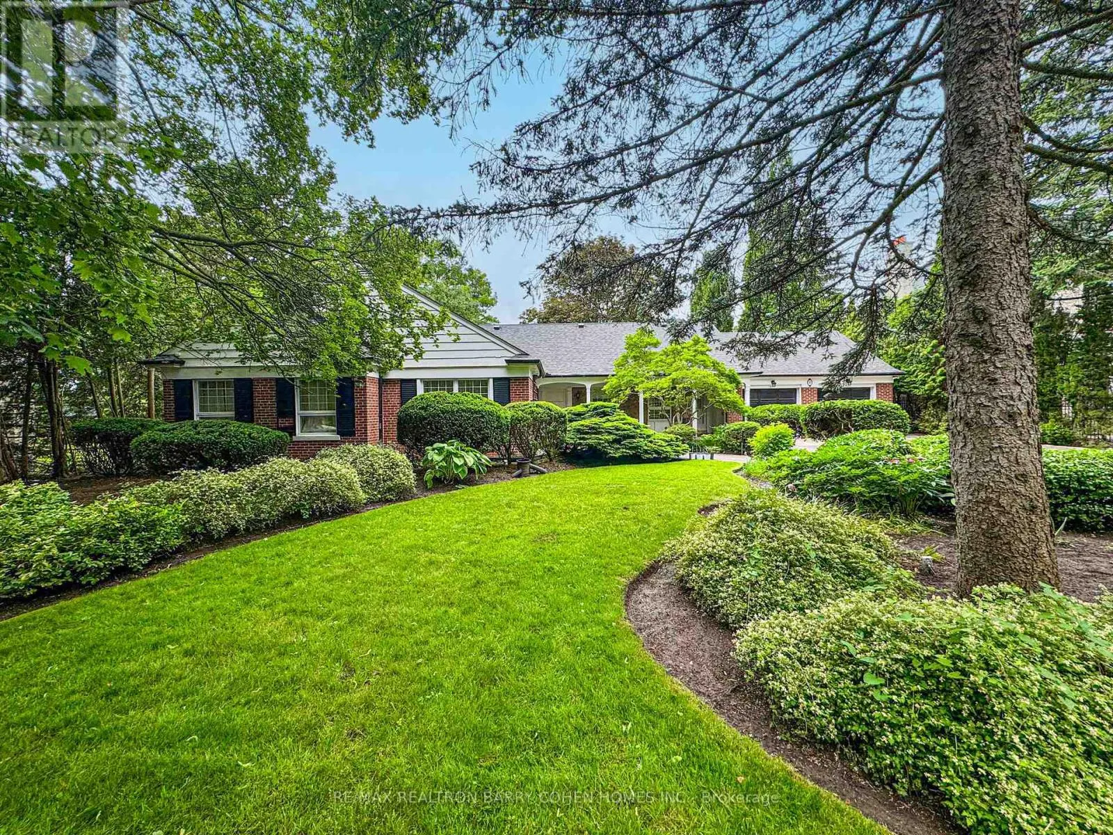 35 BAYVIEW RIDGE