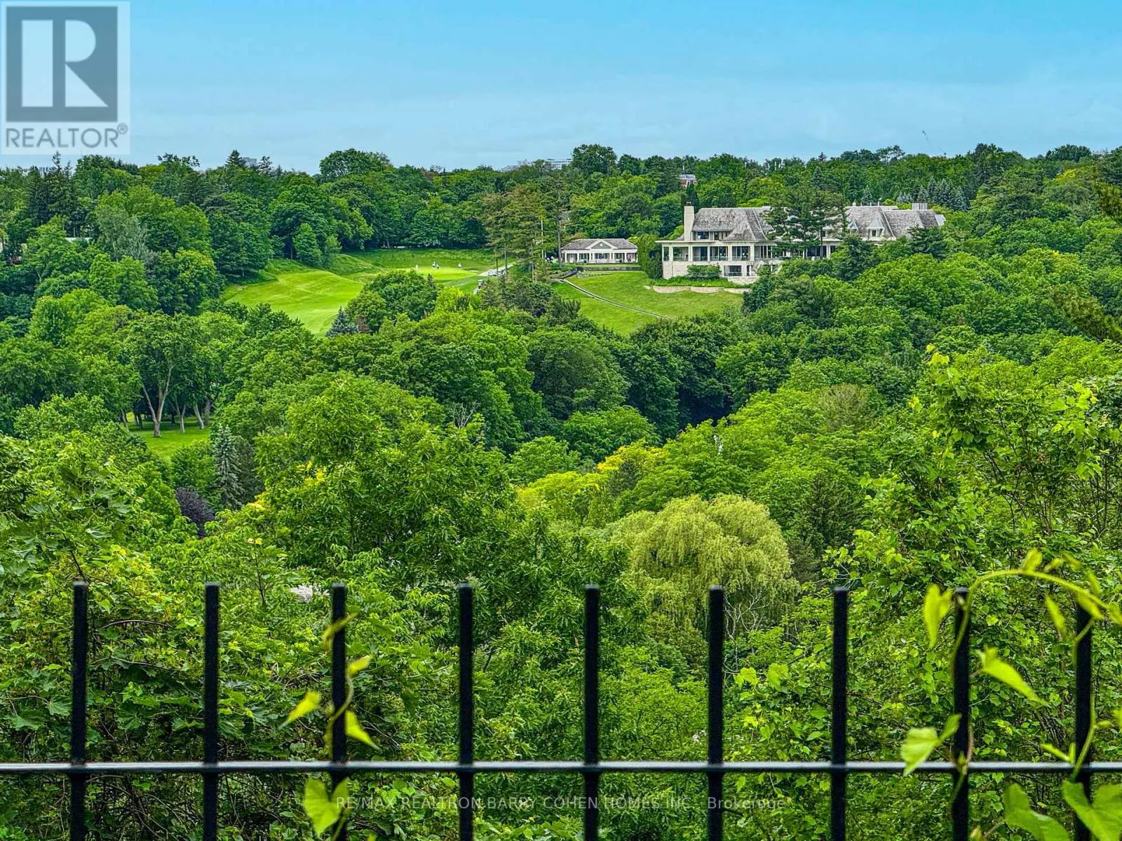 35 BAYVIEW RIDGE