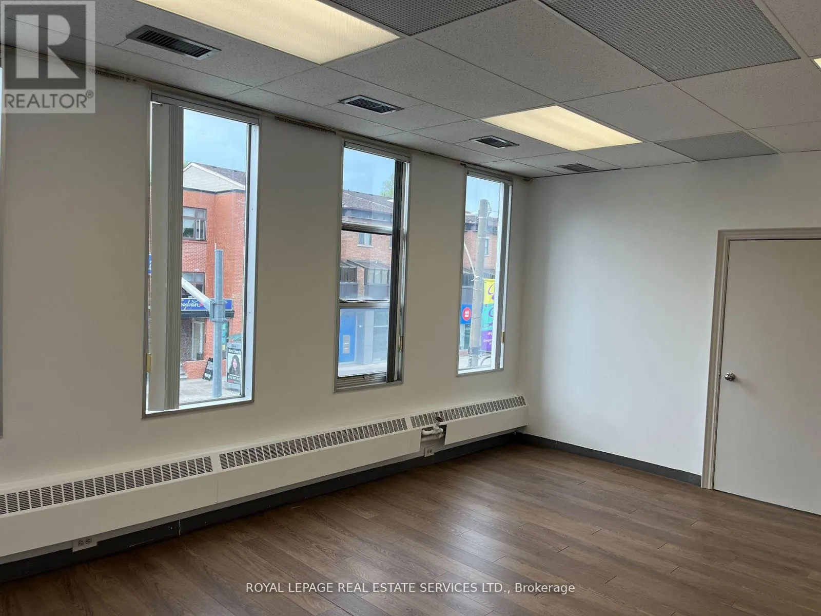 201 - 3335 YONGE STREET