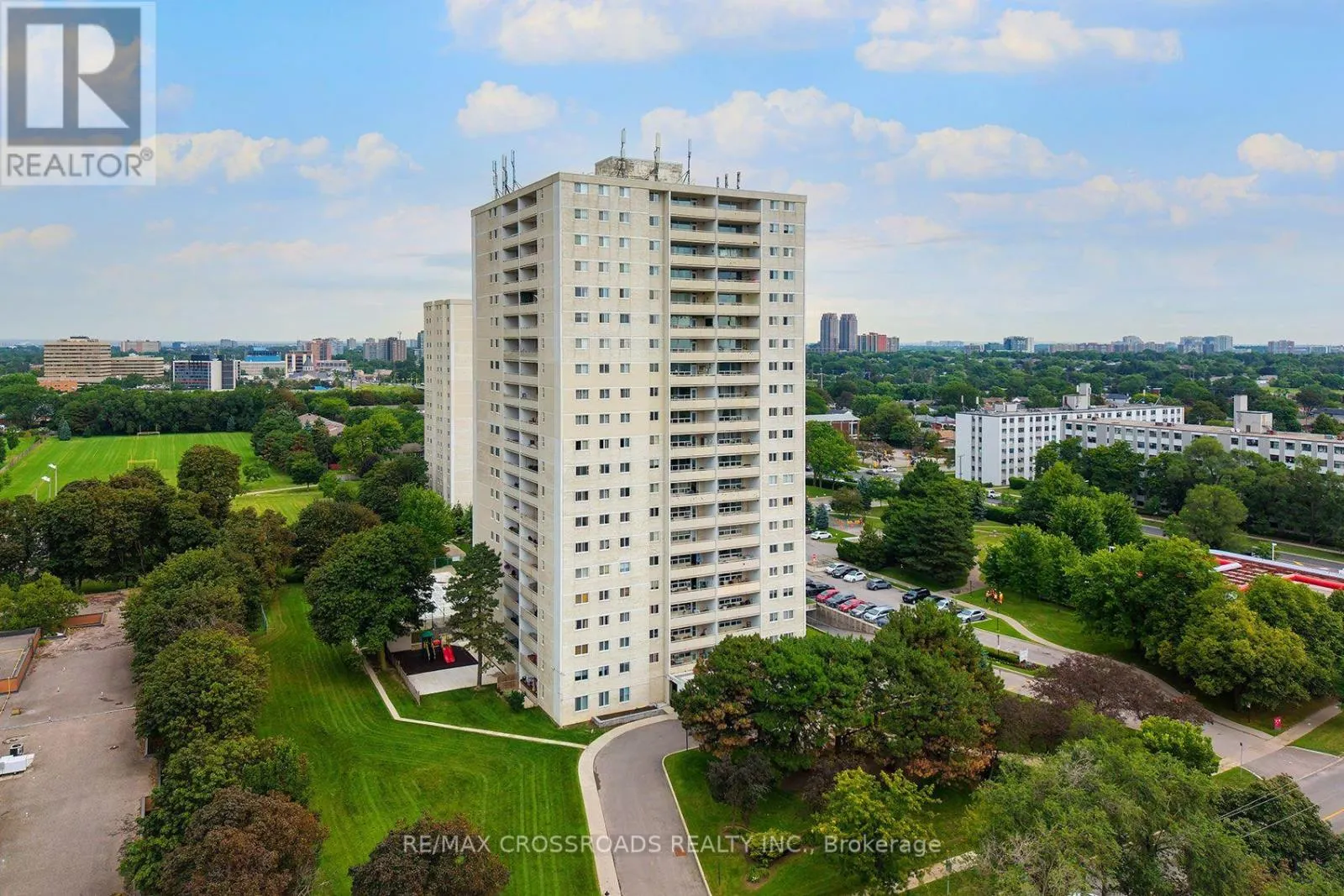 906 - 1350 YORK MILLS ROAD