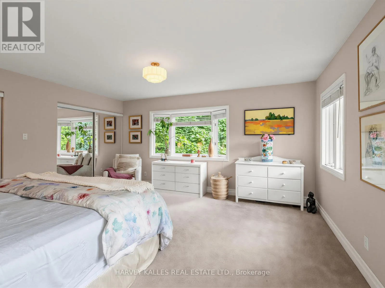 287 ST. LEONARD'S AVENUE