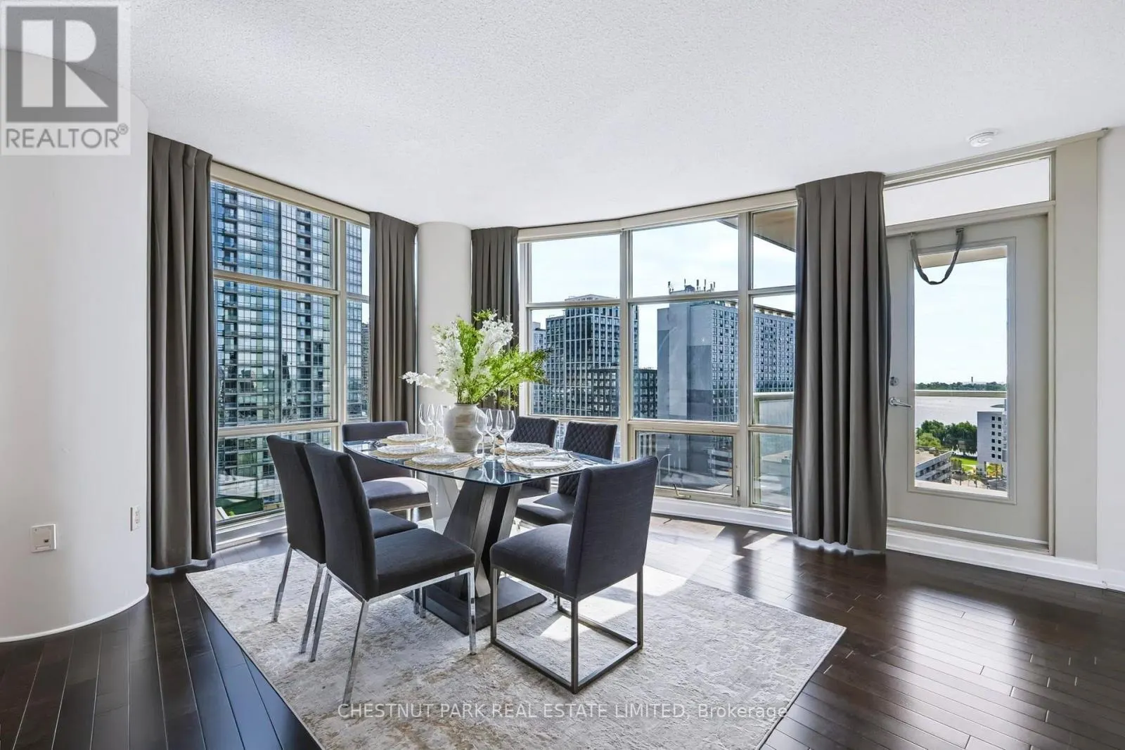 1209 - 35 MARINER TERRACE