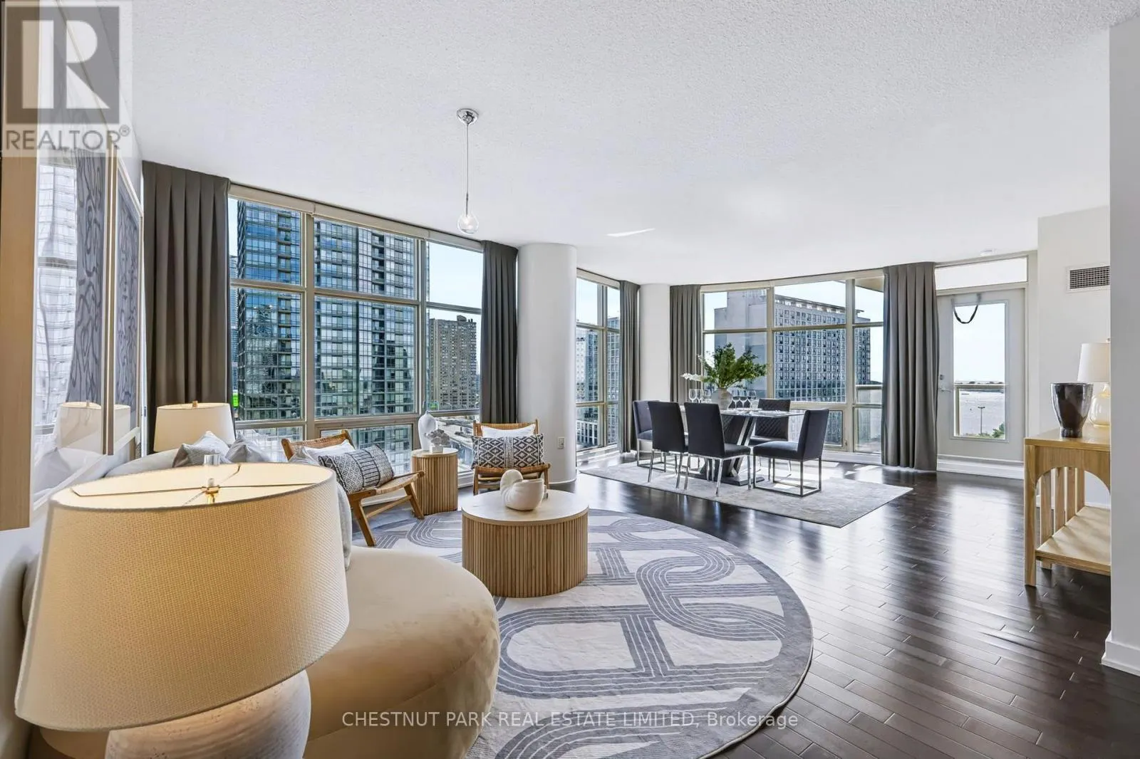 1209 - 35 MARINER TERRACE