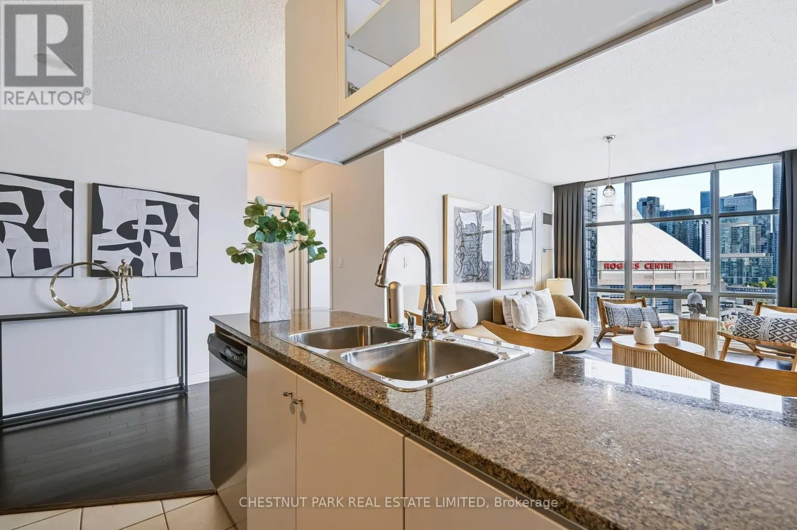 1209 - 35 MARINER TERRACE