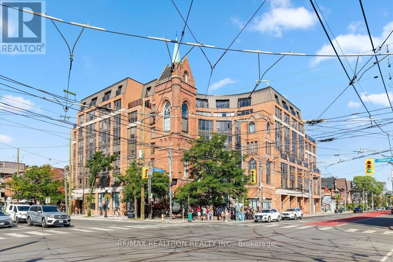 512 - 456 COLLEGE STREET