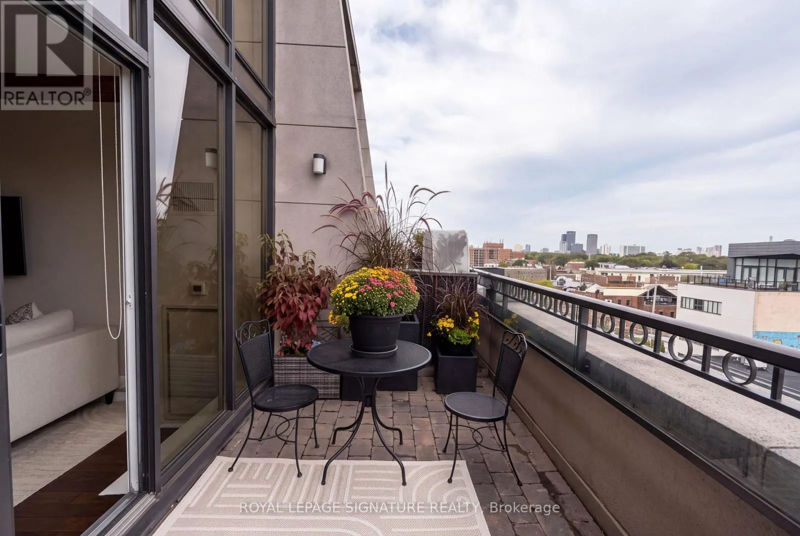 PH07 - 308 PALMERSTON AVENUE