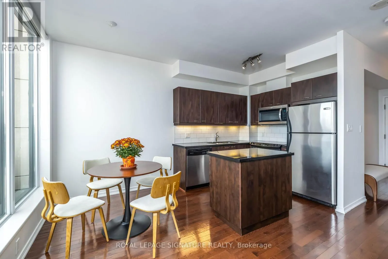 PH07 - 308 PALMERSTON AVENUE