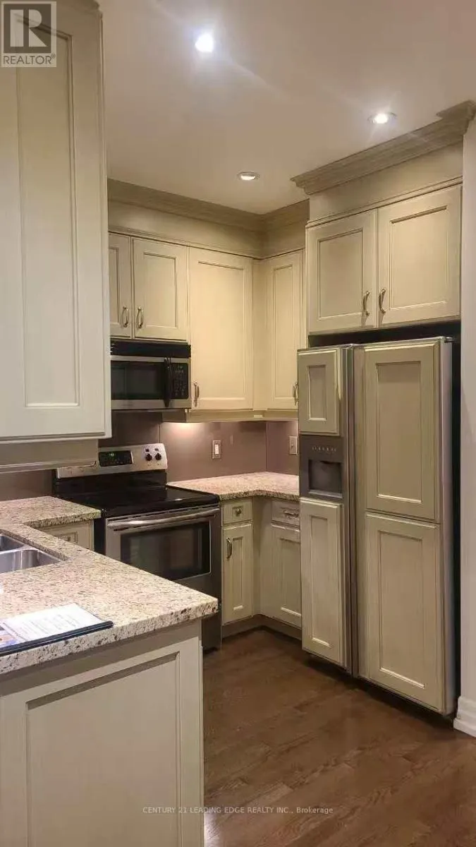 612 - 21 BURKEBROOK PLACE
