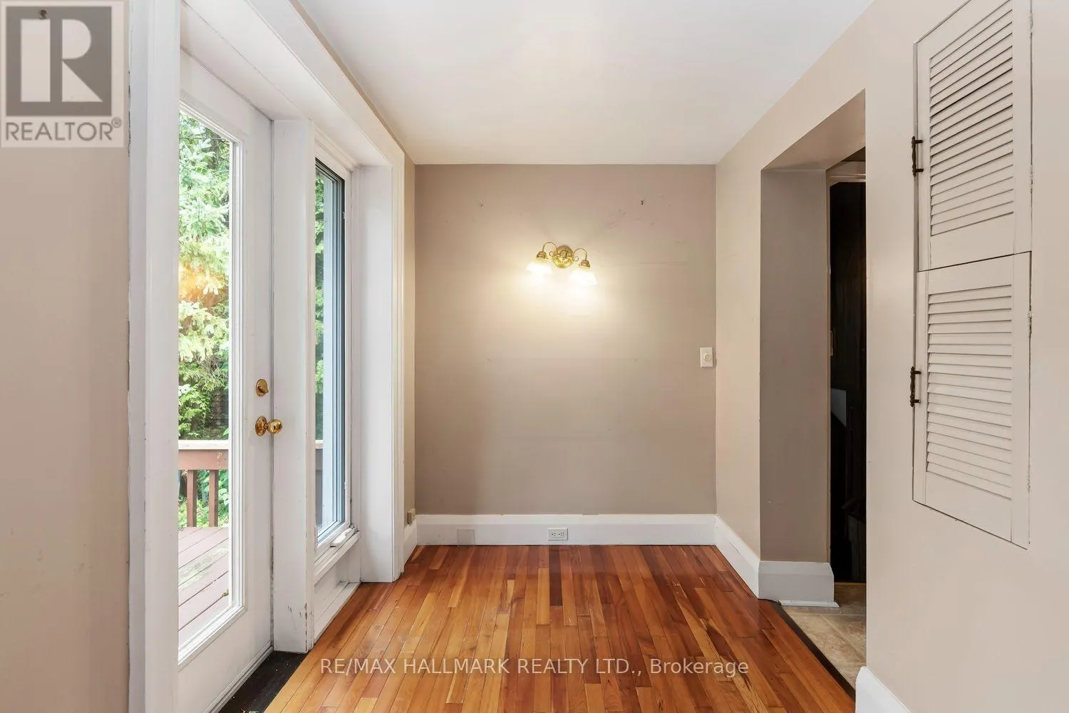 48 CHATSWORTH DRIVE