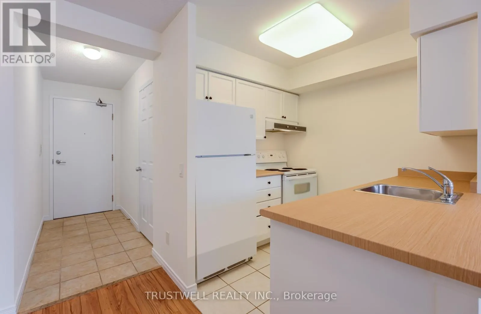 1501 - 155 BEECROFT ROAD