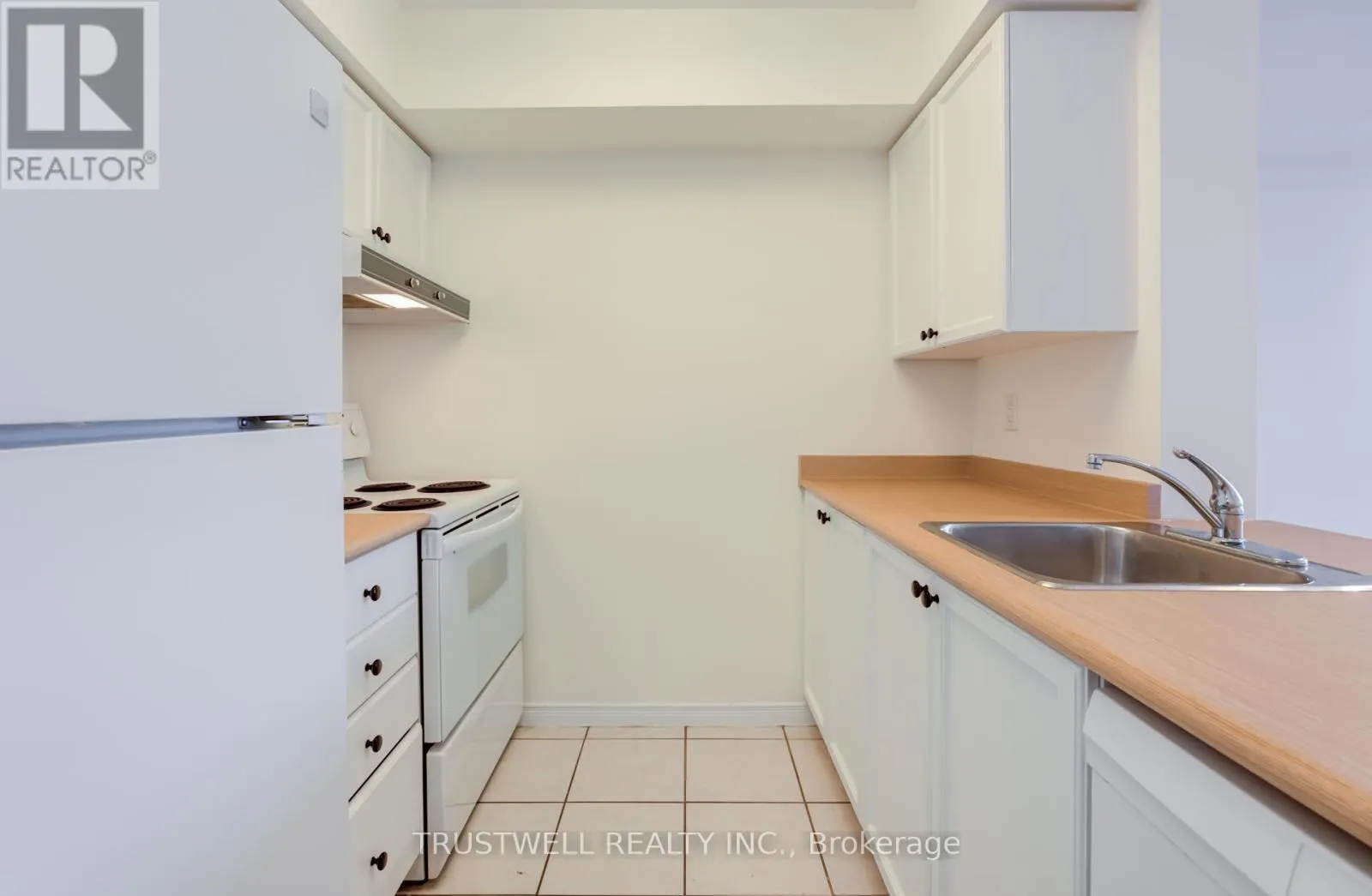 1501 - 155 BEECROFT ROAD