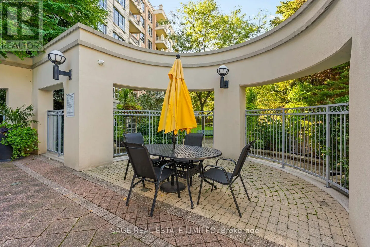 505 - 10 OLD YORK MILLS ROAD