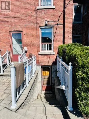 382 ROXTON ROAD