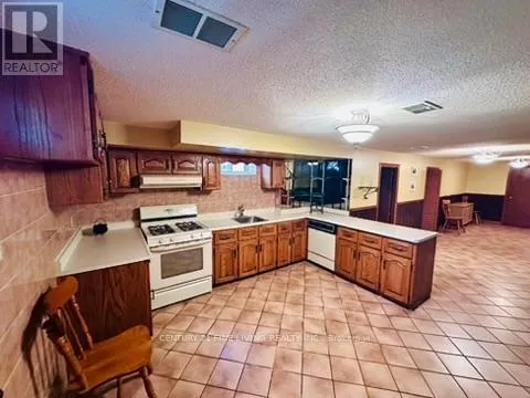 382 ROXTON ROAD