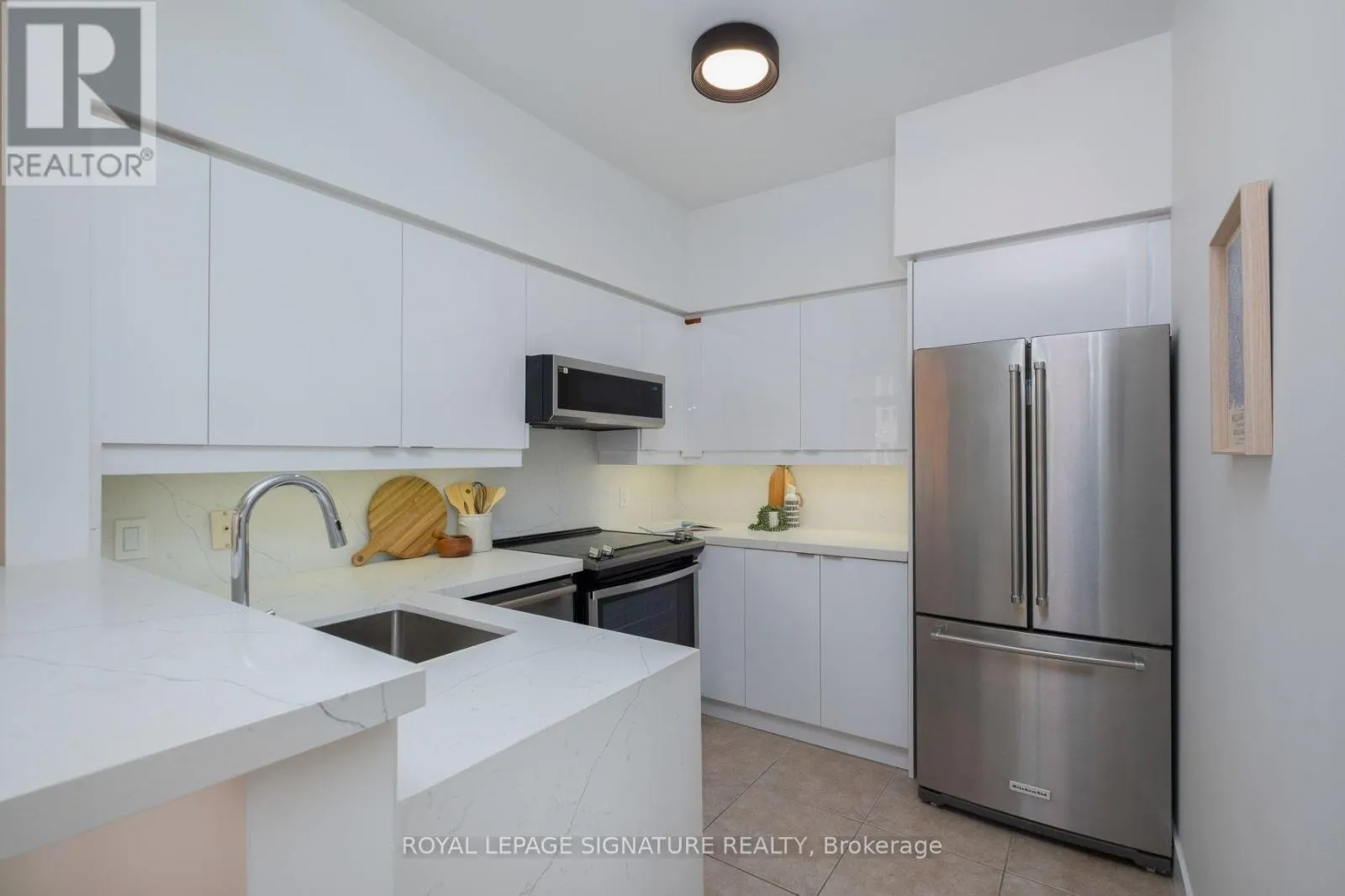 308 - 485 ROSEWELL AVENUE