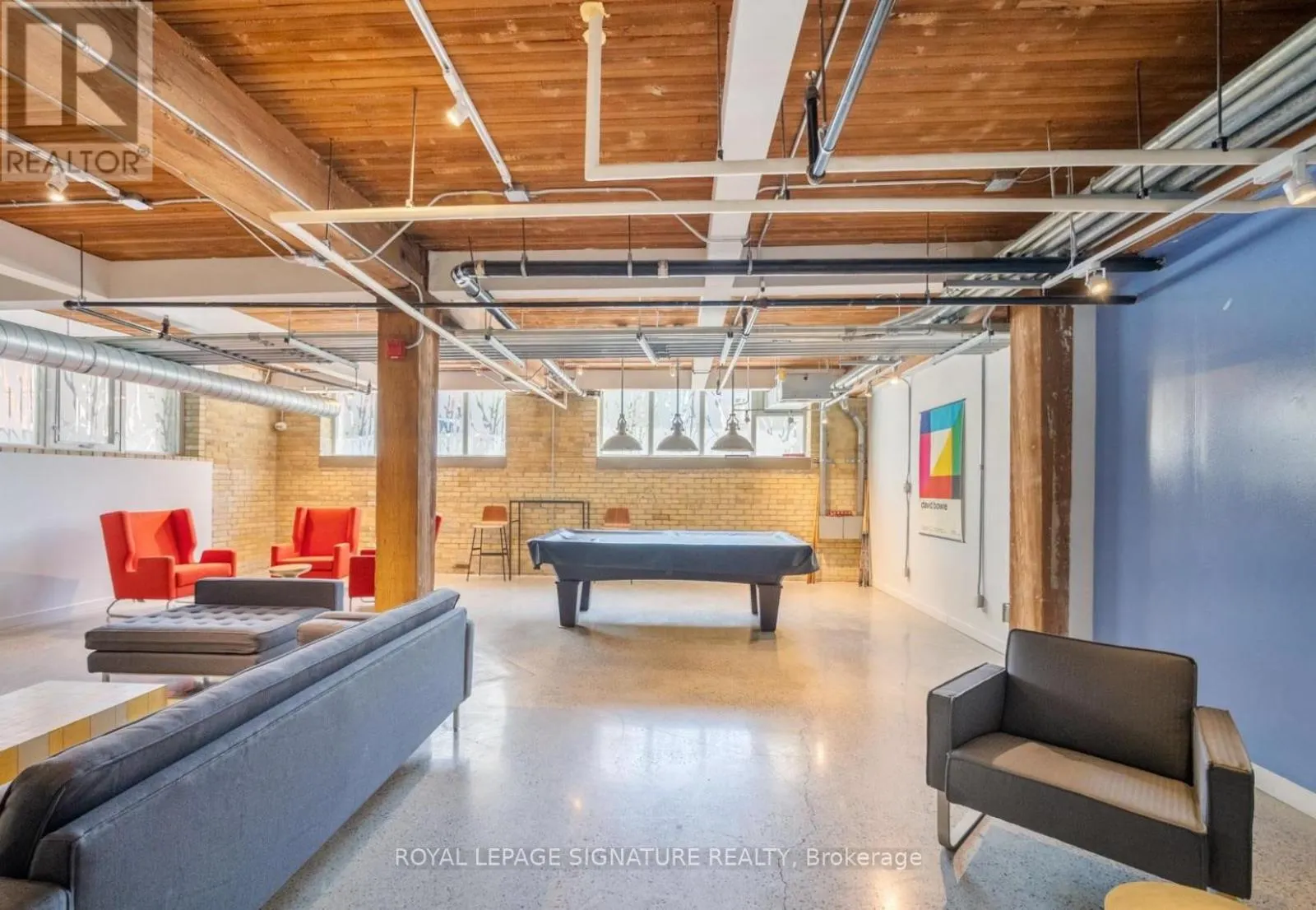 316 - 955 QUEEN STREET W