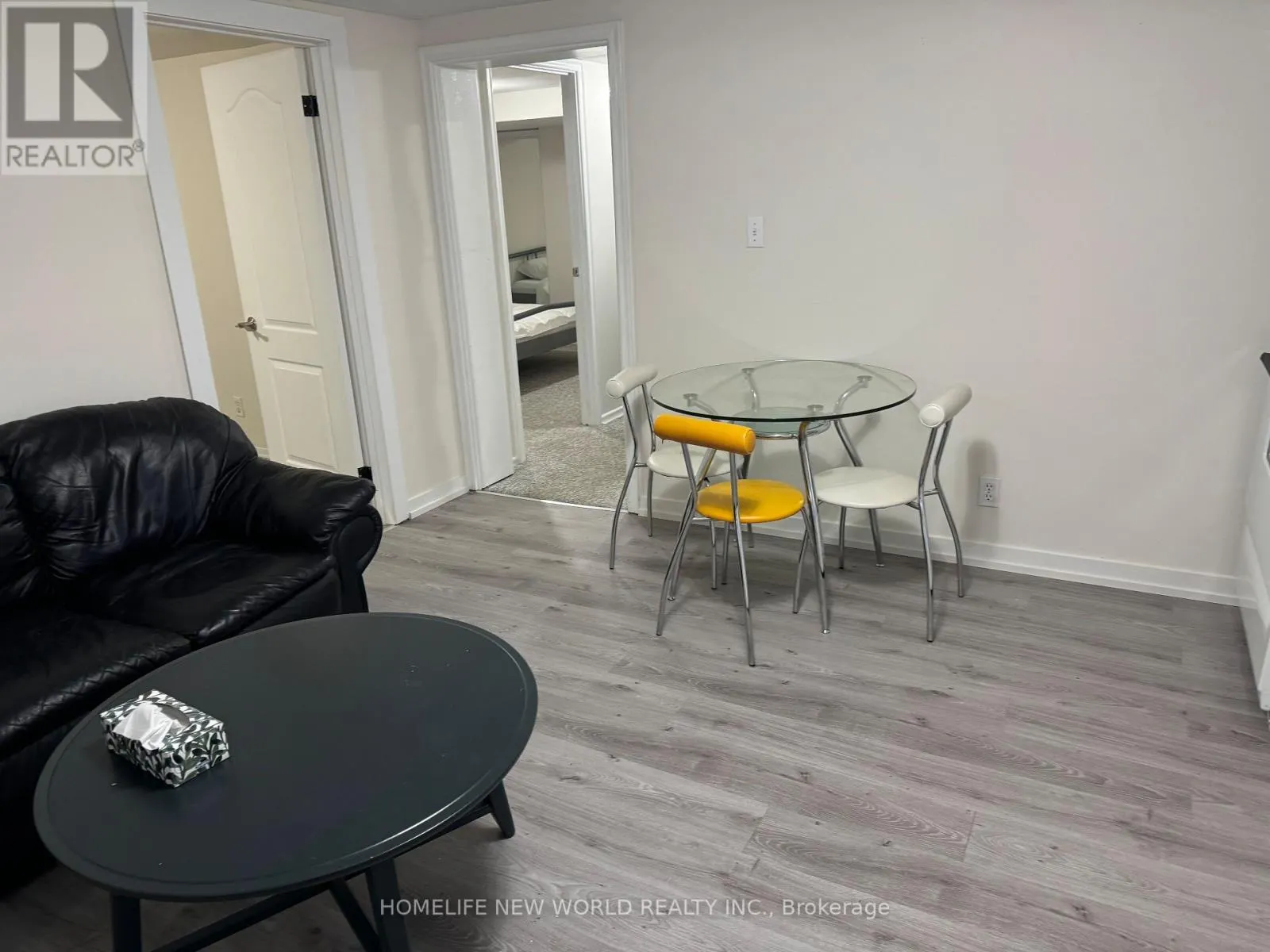 374 HORSHAM AVENUE