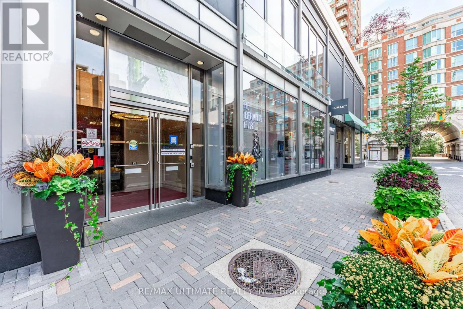 1607 - 155 YORKVILLE AVENUE
