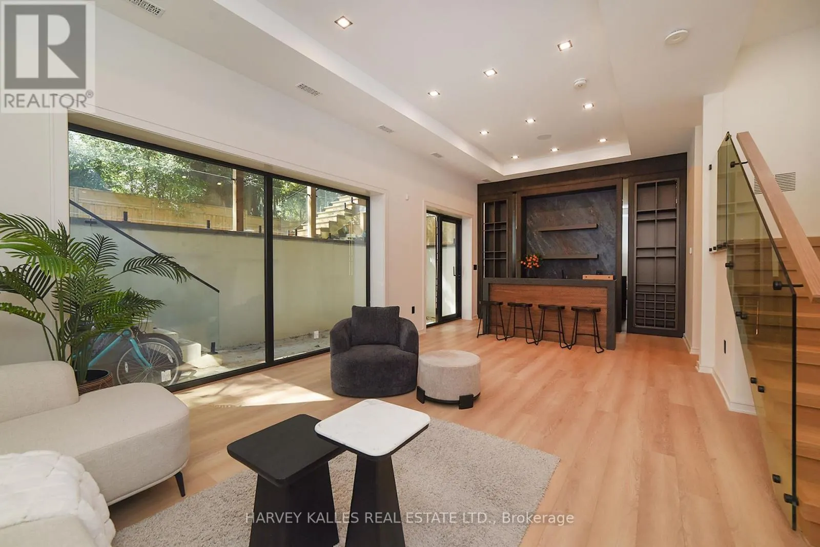 110 MONA DRIVE