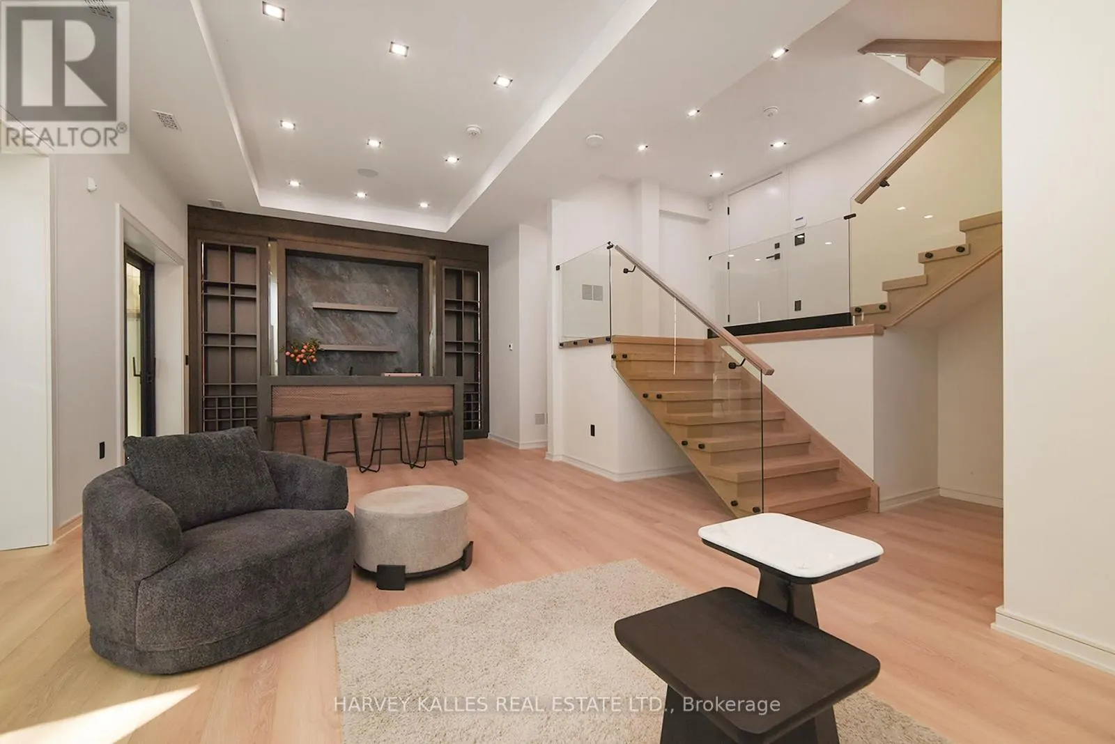 110 MONA DRIVE