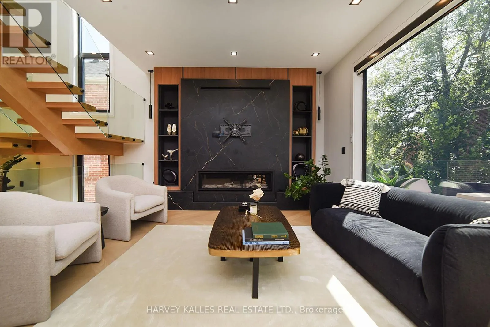 110 MONA DRIVE