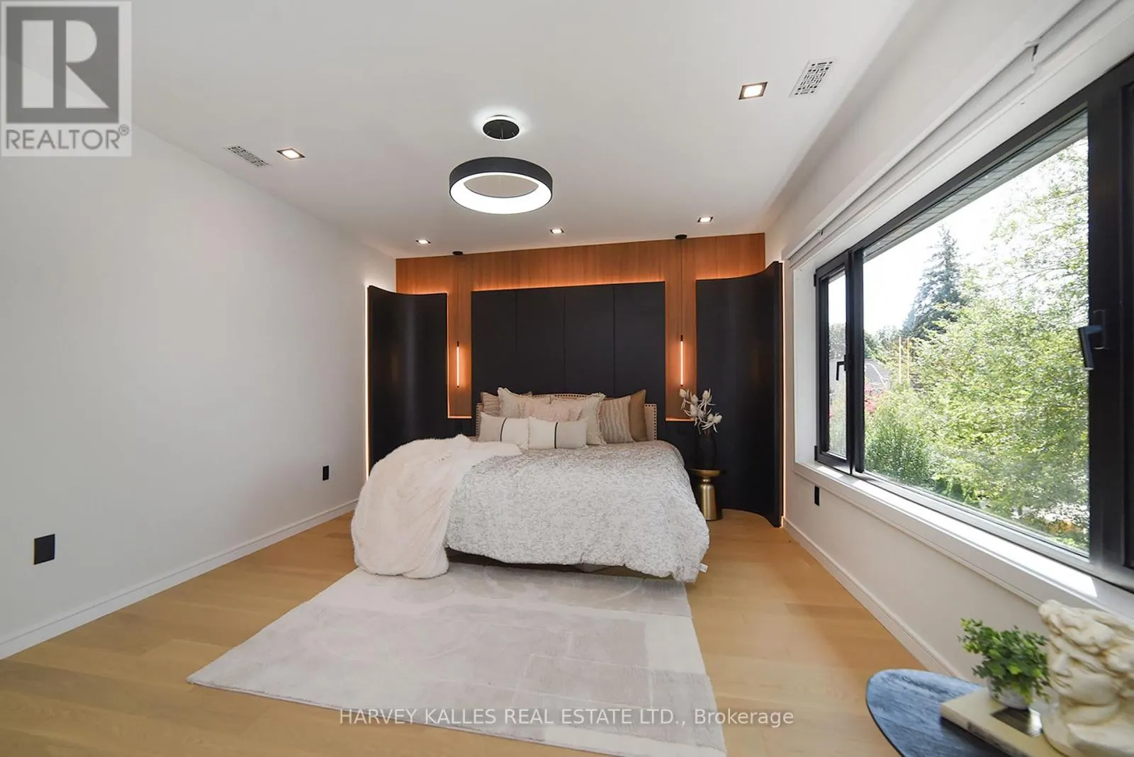 110 MONA DRIVE