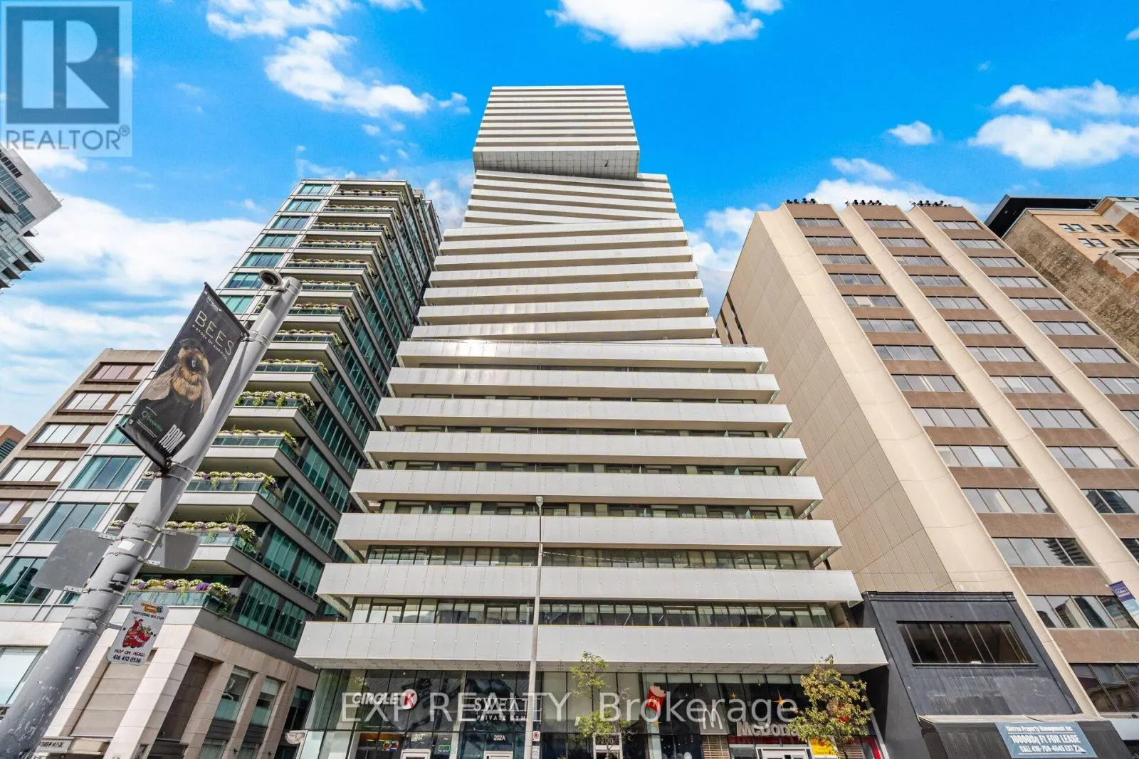 2505 - 200 BLOOR STREET W