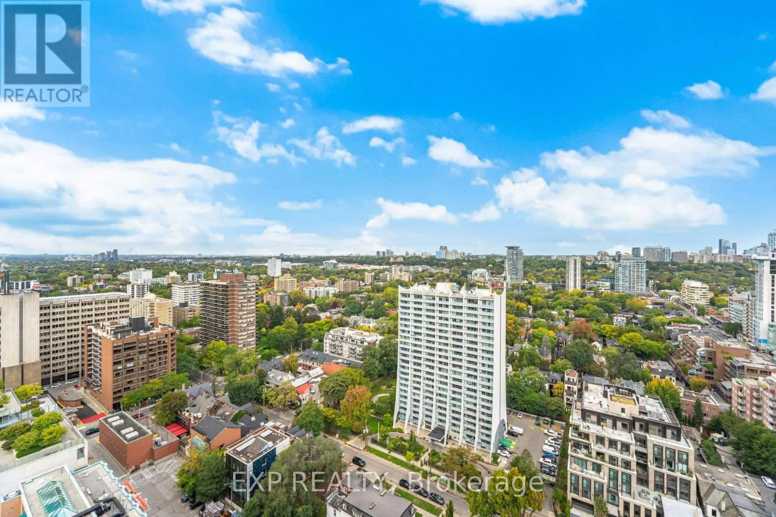2505 - 200 BLOOR STREET W