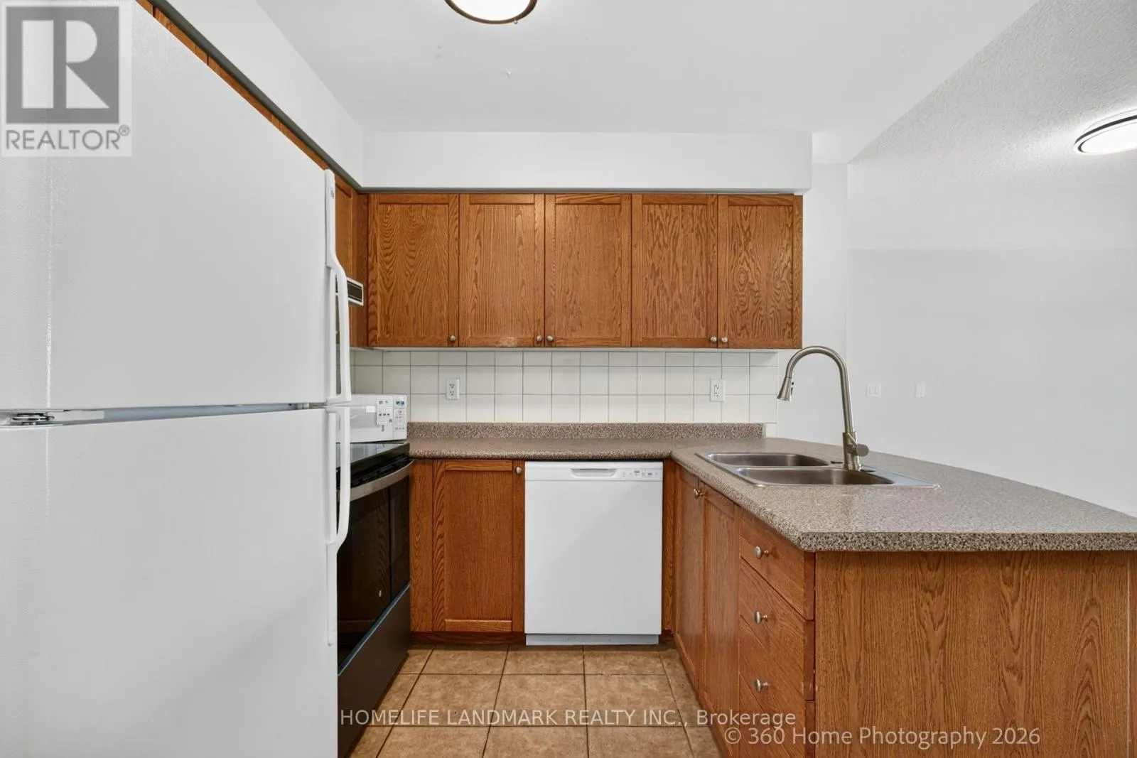 308 - 5508 YONGE STREET NE
