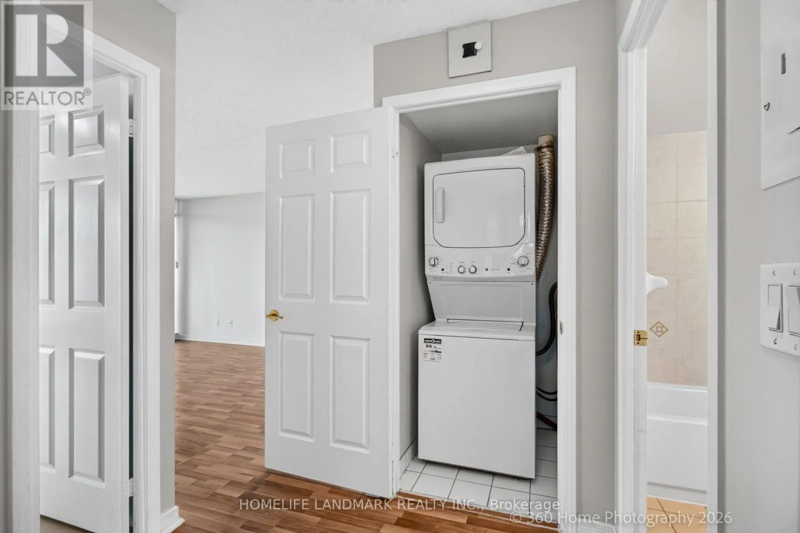 308 - 5508 YONGE STREET NE