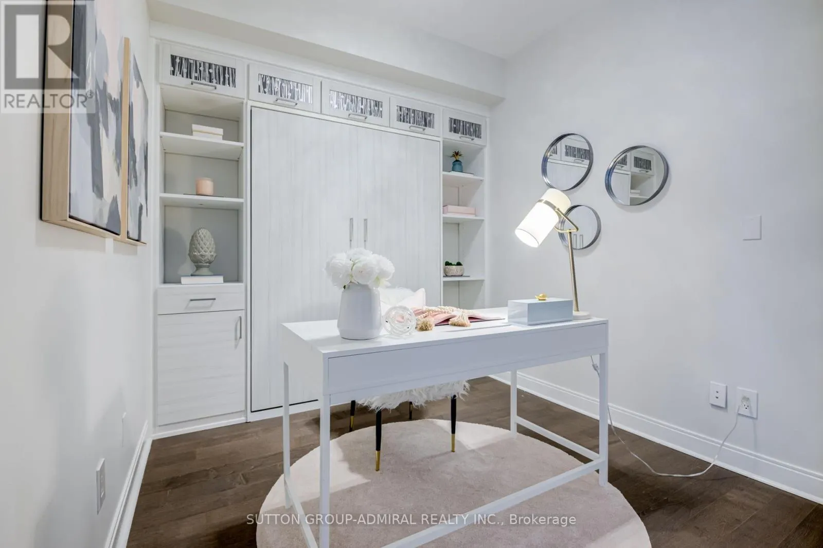 104 - 21 SCOLLARD STREET